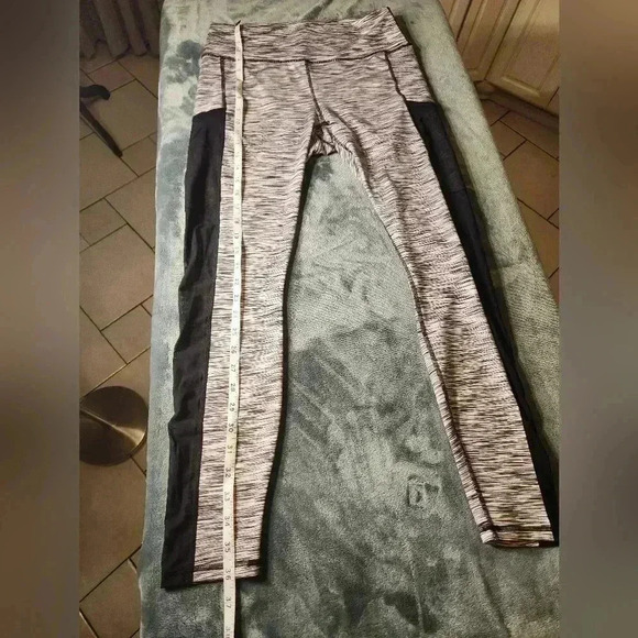 Guru G leggings, mesh pannels, see measurements, probably size large - Picture 4 of 6